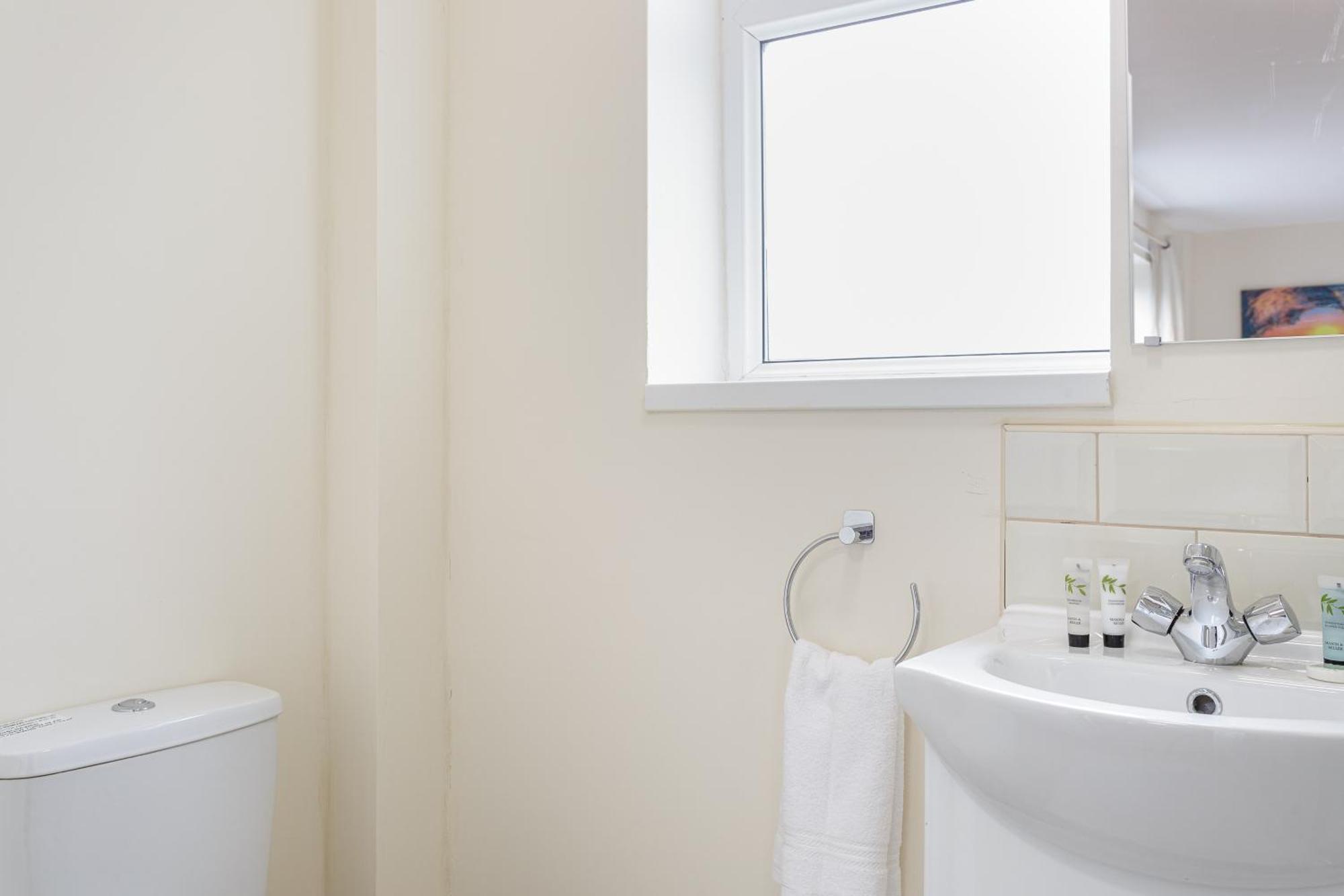 Blackberry - Stylish Self-Contained Flats In Soton City Centre سوثامبتون الغرفة الصورة