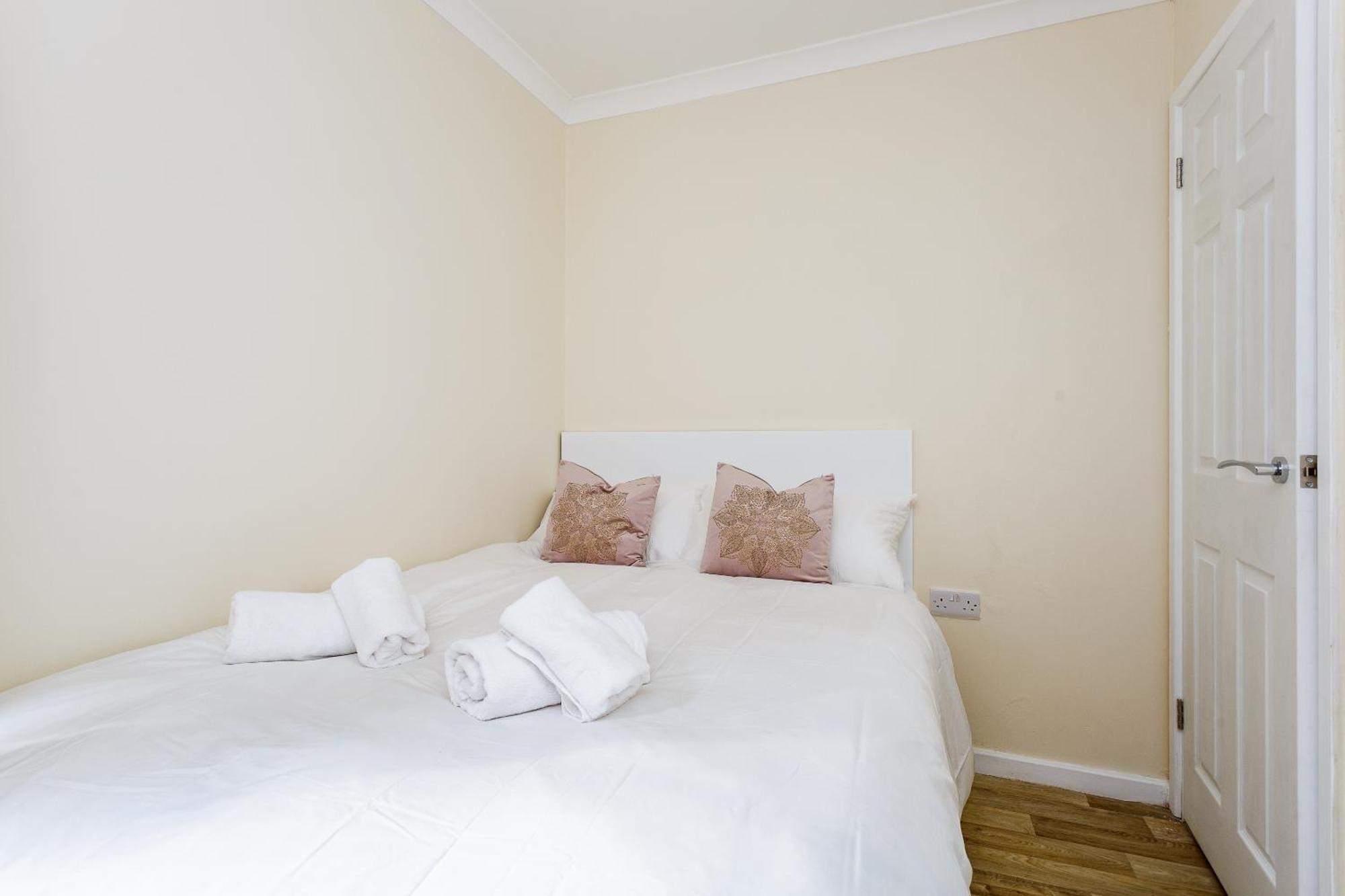 Blackberry - Stylish Self-Contained Flats In Soton City Centre سوثامبتون الغرفة الصورة