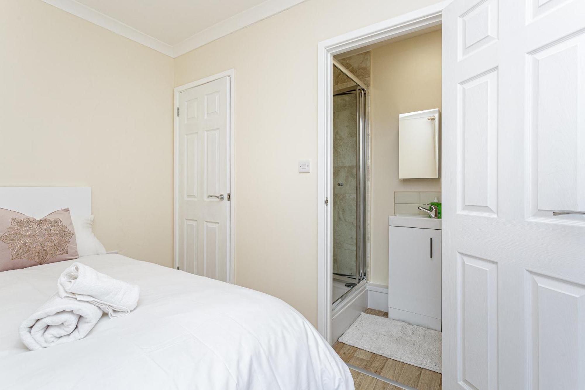 Blackberry - Stylish Self-Contained Flats In Soton City Centre سوثامبتون الغرفة الصورة